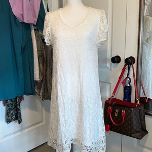 LNWOT. Dana Buchanan Dress. White. Medium.